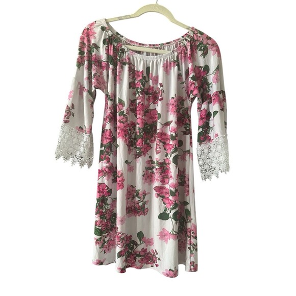 west loop Tops - West Loop Floral Bell Lace Sleeve Tunic Top Stretch Shoulders Size Large